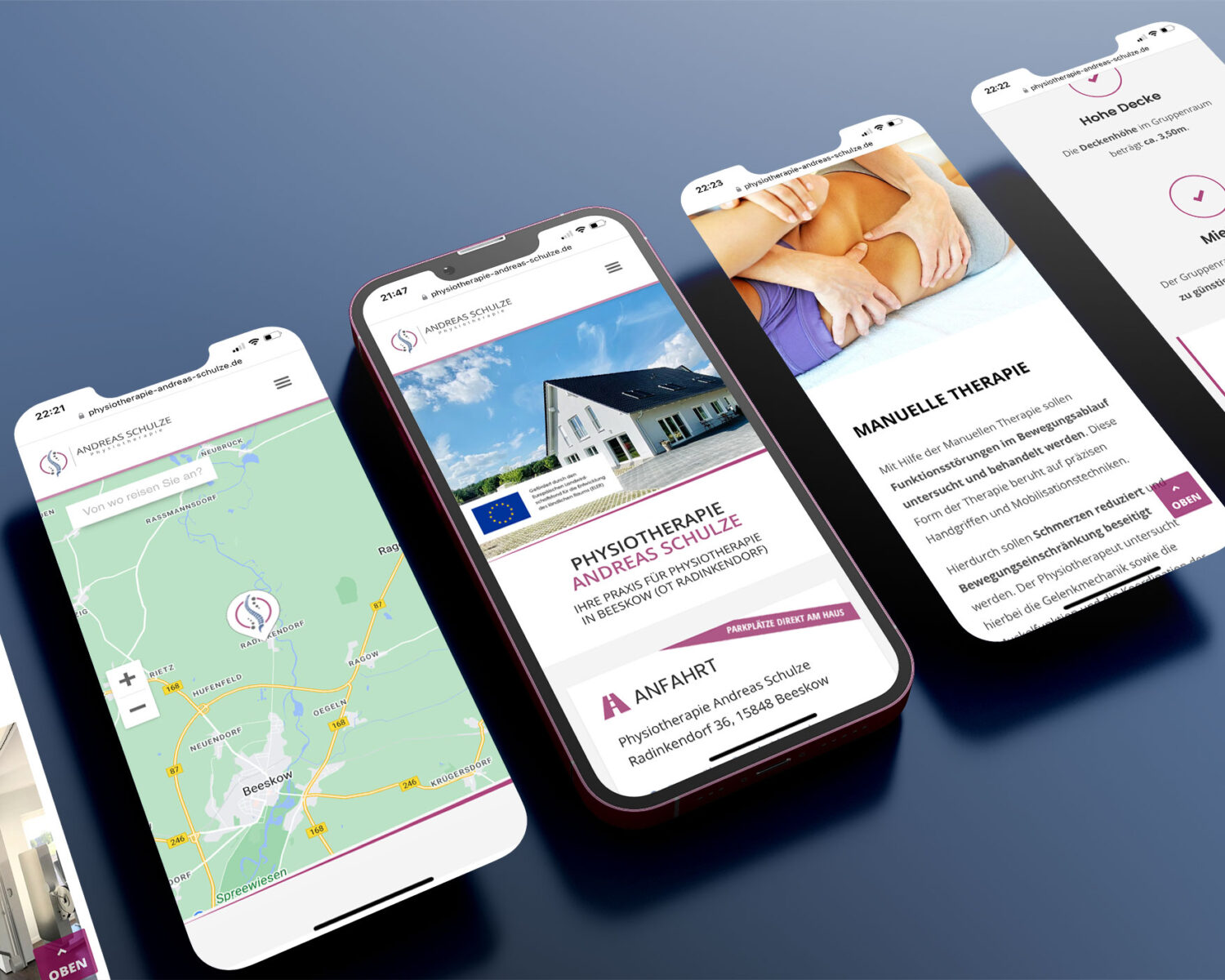 Drei Smartphones zeigen die Website einer Physiotherapiepraxis mit Informationen zu Therapien und Anfahrt.